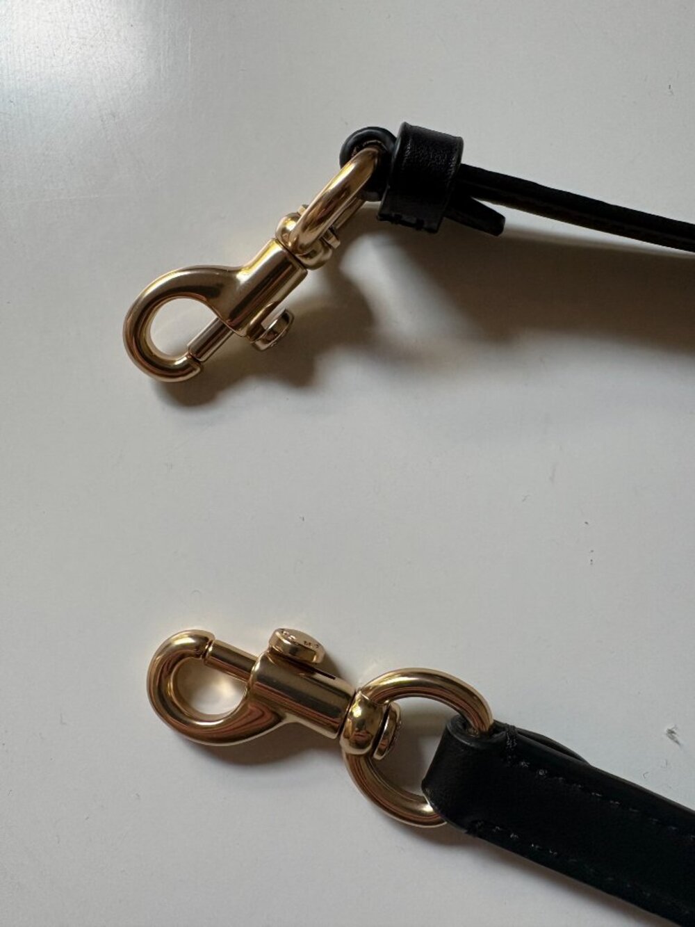 Coach smooth black leather gold tone adjustable crossbody bag strap replacement - Picture 5 of 7